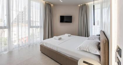 TRIA Signature Suites by PS