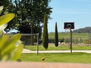 Sportplatz