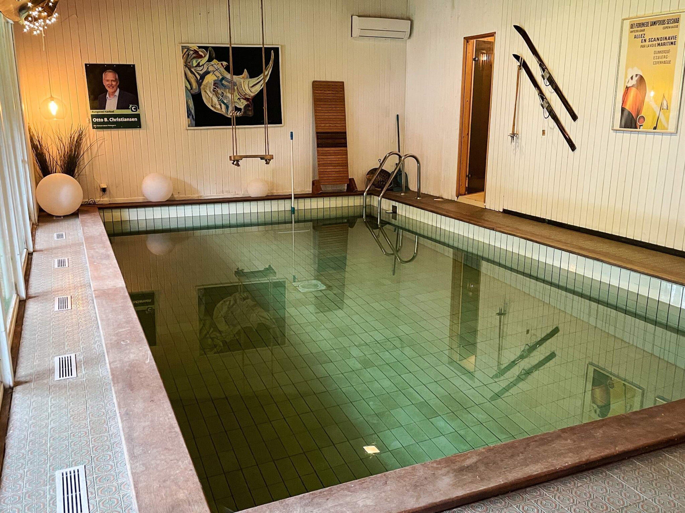 Hus | Pool