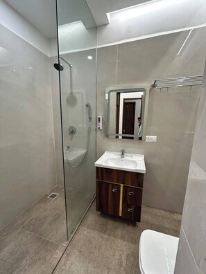 Bathroom - Hotel Prime Elvista  (Zirakpur)