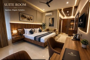 Suite - Hotel Prime Elvista  (Zirakpur)