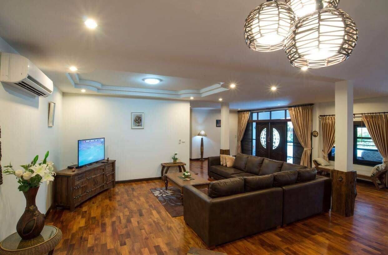 TV