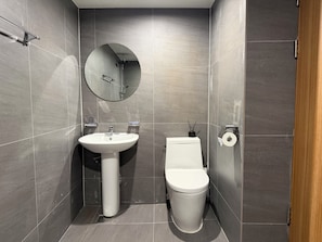 Deluxe Double Room, City View | Bilik Mandi