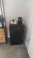 Standard Double Room | Desk, laptop workspace, iron/ironing board, WiFi (free)