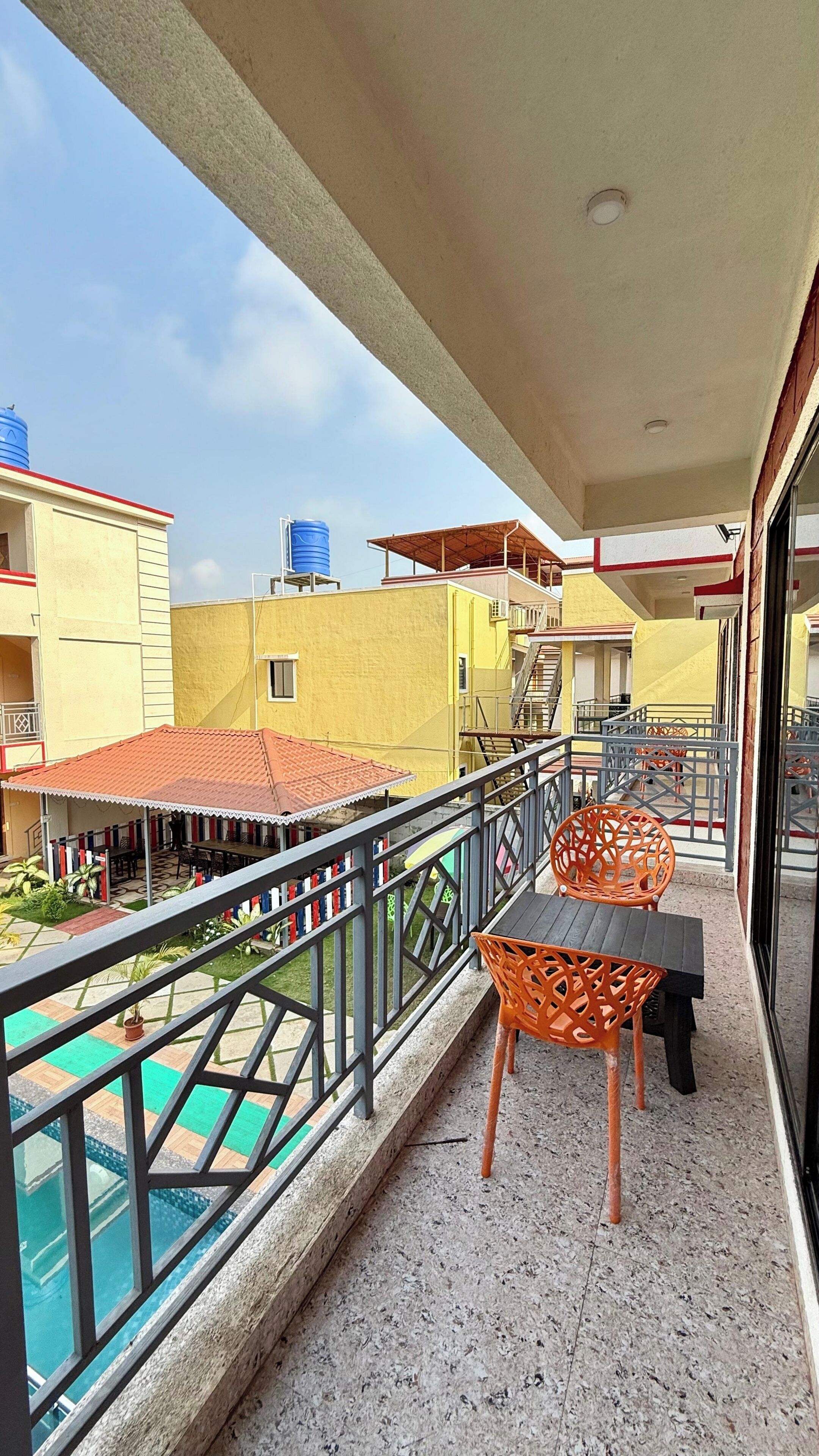 Double or Twin Room | Property grounds