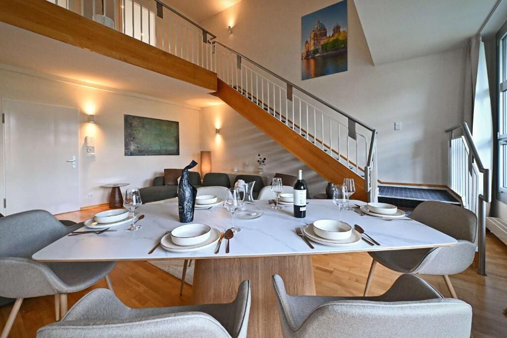 Departamento de lujo, 3 habitaciones, vista a la ciudad | Restaurantes
