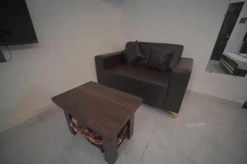 Shree Apex Resort