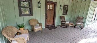 Lakefront Home Life on Lake Josephine is Serenity waiting for You!