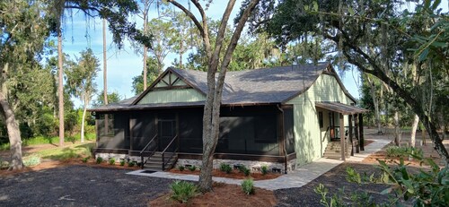 Lakefront Home Life on Lake Josephine is Serenity waiting for You!