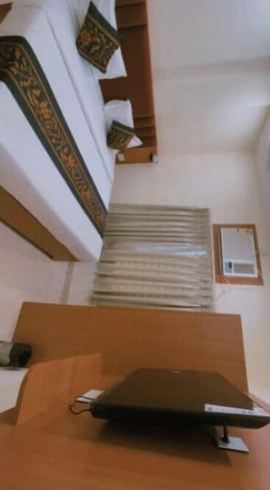 Unclassified image, 5 of 10, button - Hotel Royal Palace (Varanasi)