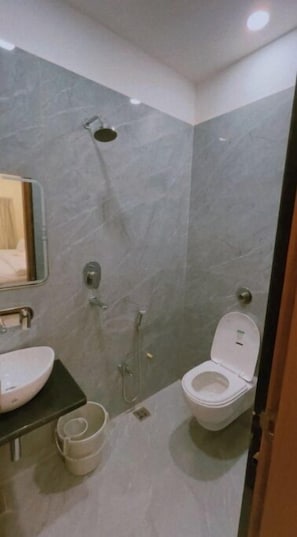 Unclassified image, 4 of 10, button - Hotel Royal Palace (Varanasi)
