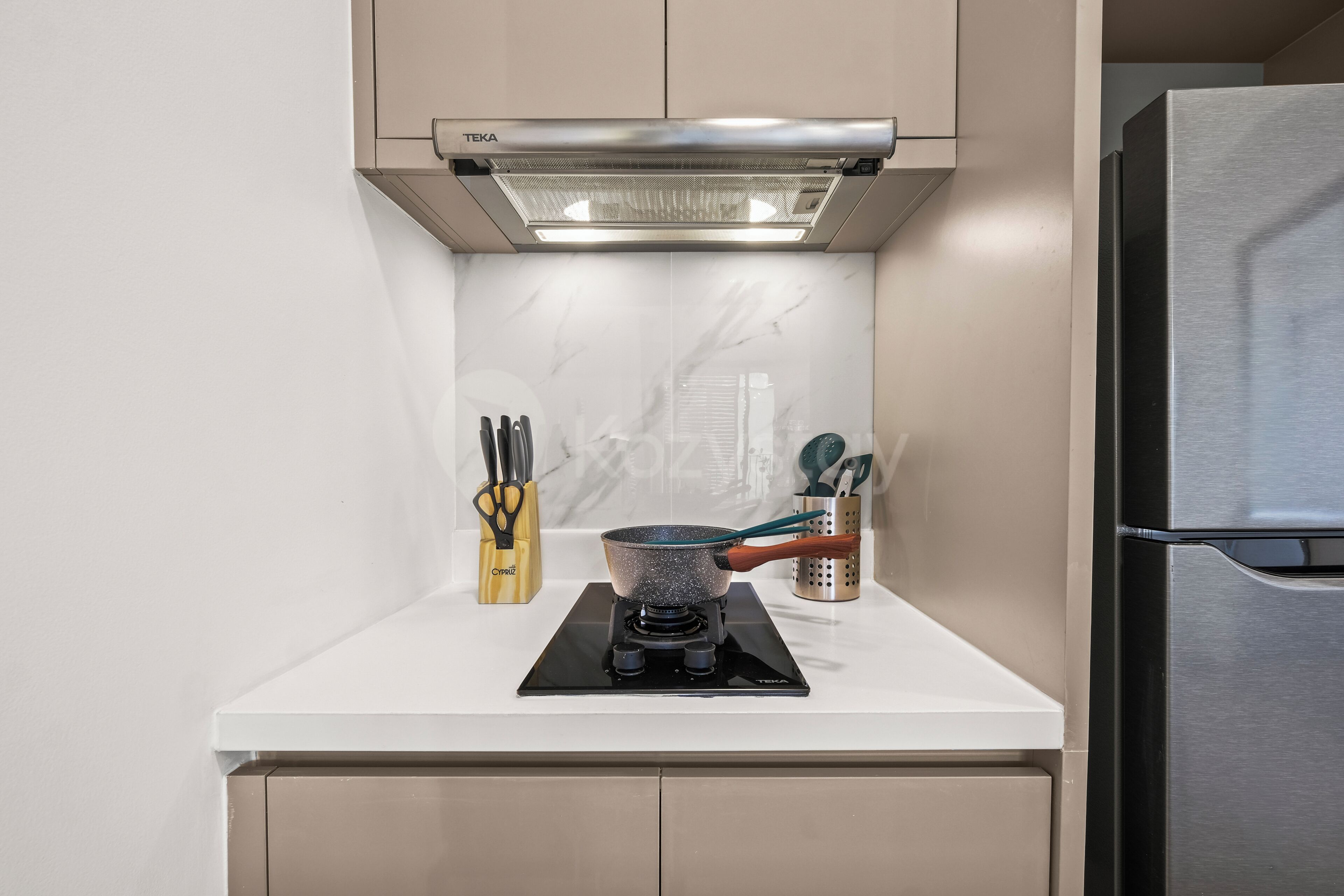Apartment, 1 Bedroom, City View | Private kitchen