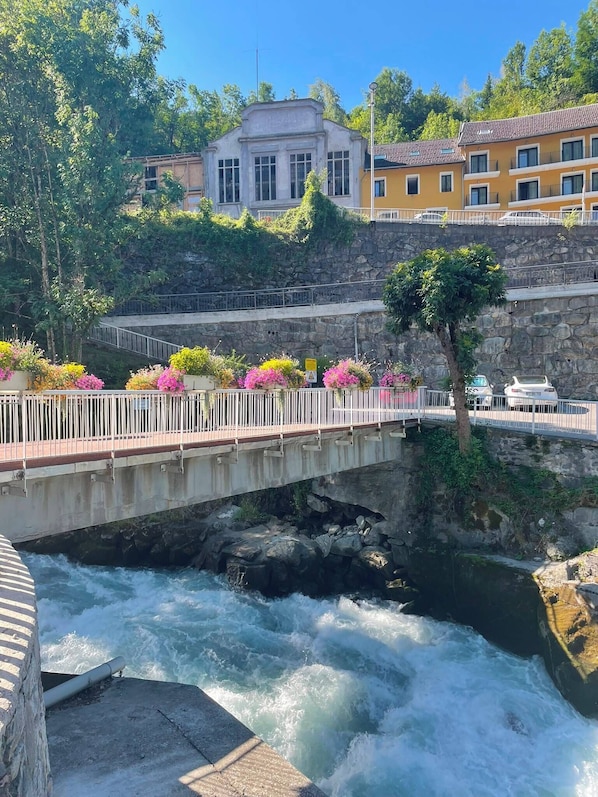 Parking - Vrbo Property (Brides-les-Bains)
