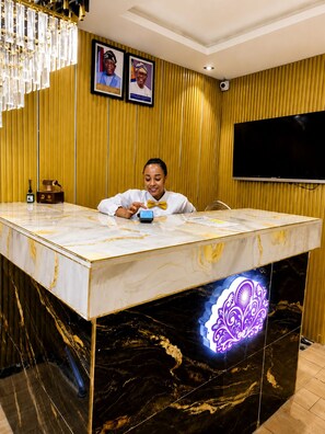 Lobby - Golden Garden Hotel & Suites (Lagos)