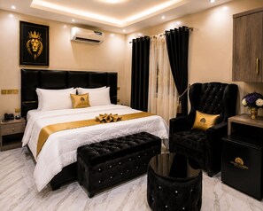 Room - Golden Garden Hotel & Suites (Lagos)