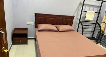 Large, Peaceful 5‑Bedroom Home Just Steps from Jaffna Town