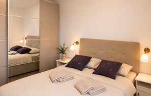 Bed - Luxurious apartment in Kozino with WiFi (Kozino)