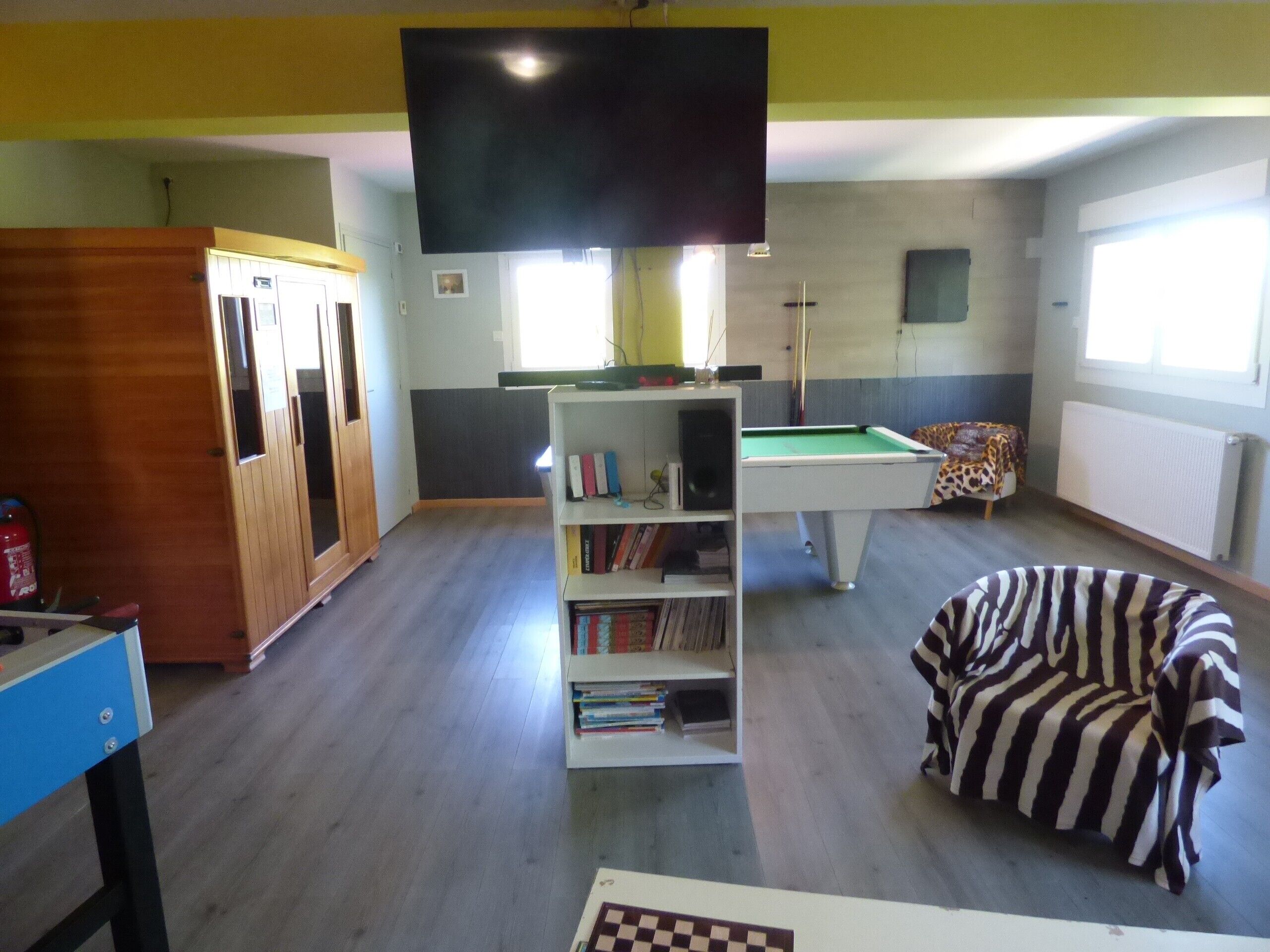 Gîte Brinchette : Terrasse, Jardin, Piscine, Sauna Et Wi-fi Privés Dans Les Ardennes - Ardennes