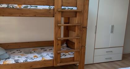 Arlinda Apartment with Shared Terrace and Wi-Fi