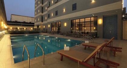Azara Hotel