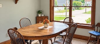 Spacious home in charming Perry
