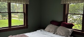Spacious 5-bedroom house in charming Perry