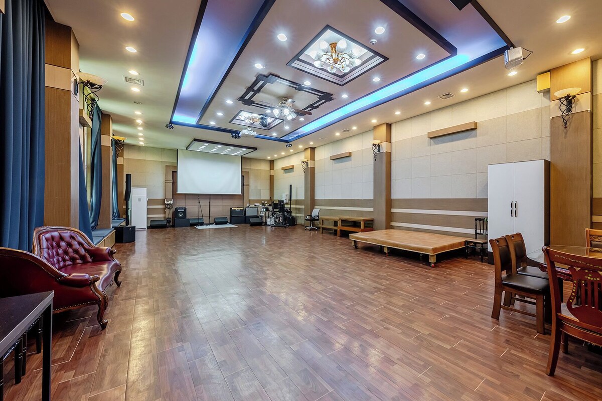 Phòng cơ bản, 1 phòng ngủ (Annex Large Room (Private BBQ))
