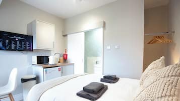 Comfort Studio | WiFi (free), bed sheets