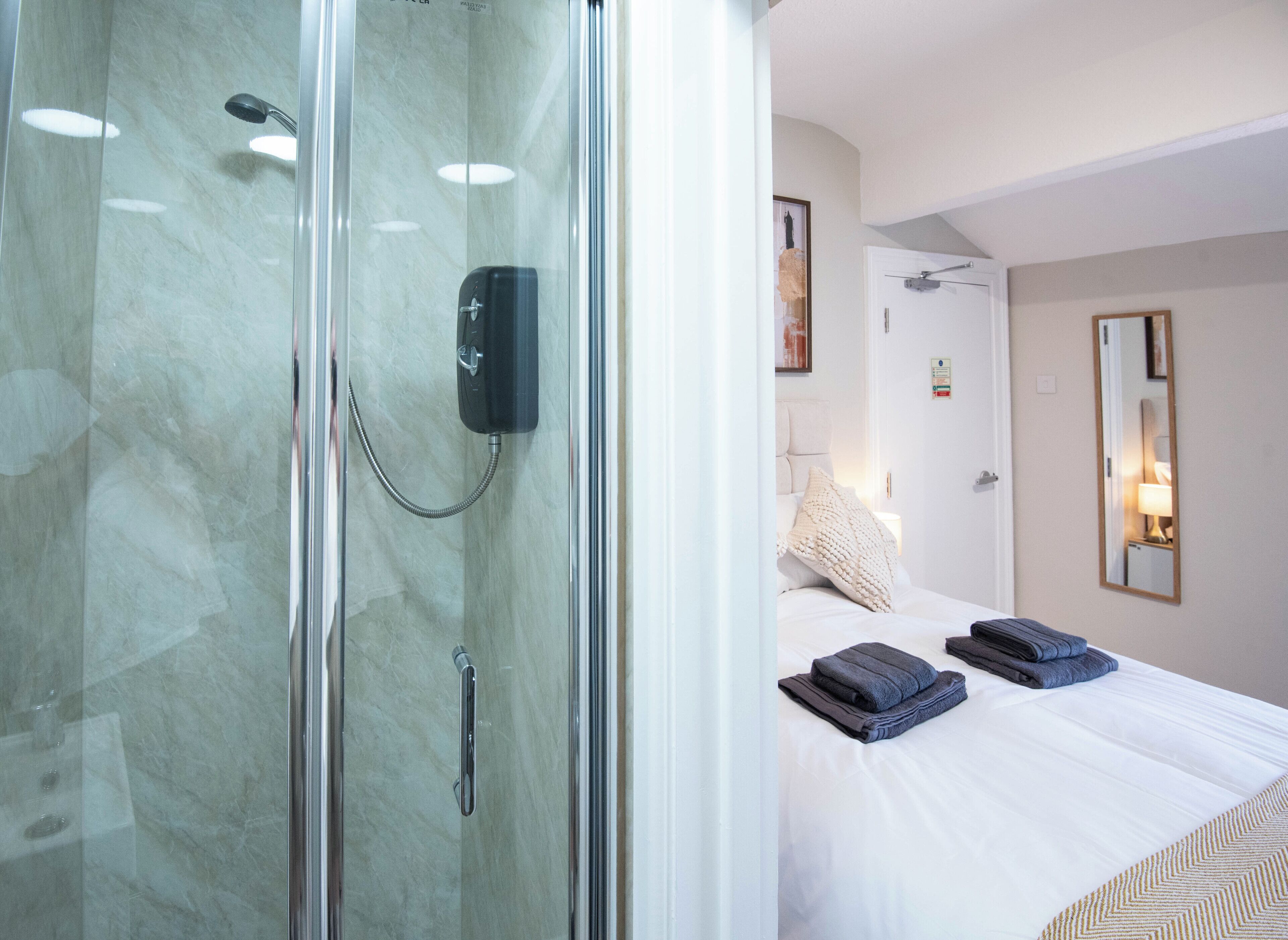Estudio Confort | Wifi gratis y ropa de cama 