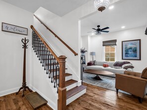 Walk into the front door and hang your coats and enjoy the living room! - Hendersonville Honeybee (Hendersonville)
