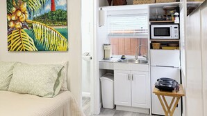 Unclassified image, 5 of 7, button - Lovely 1-Bedroom Studio in Jupiter Inlet Village (Jupiter)