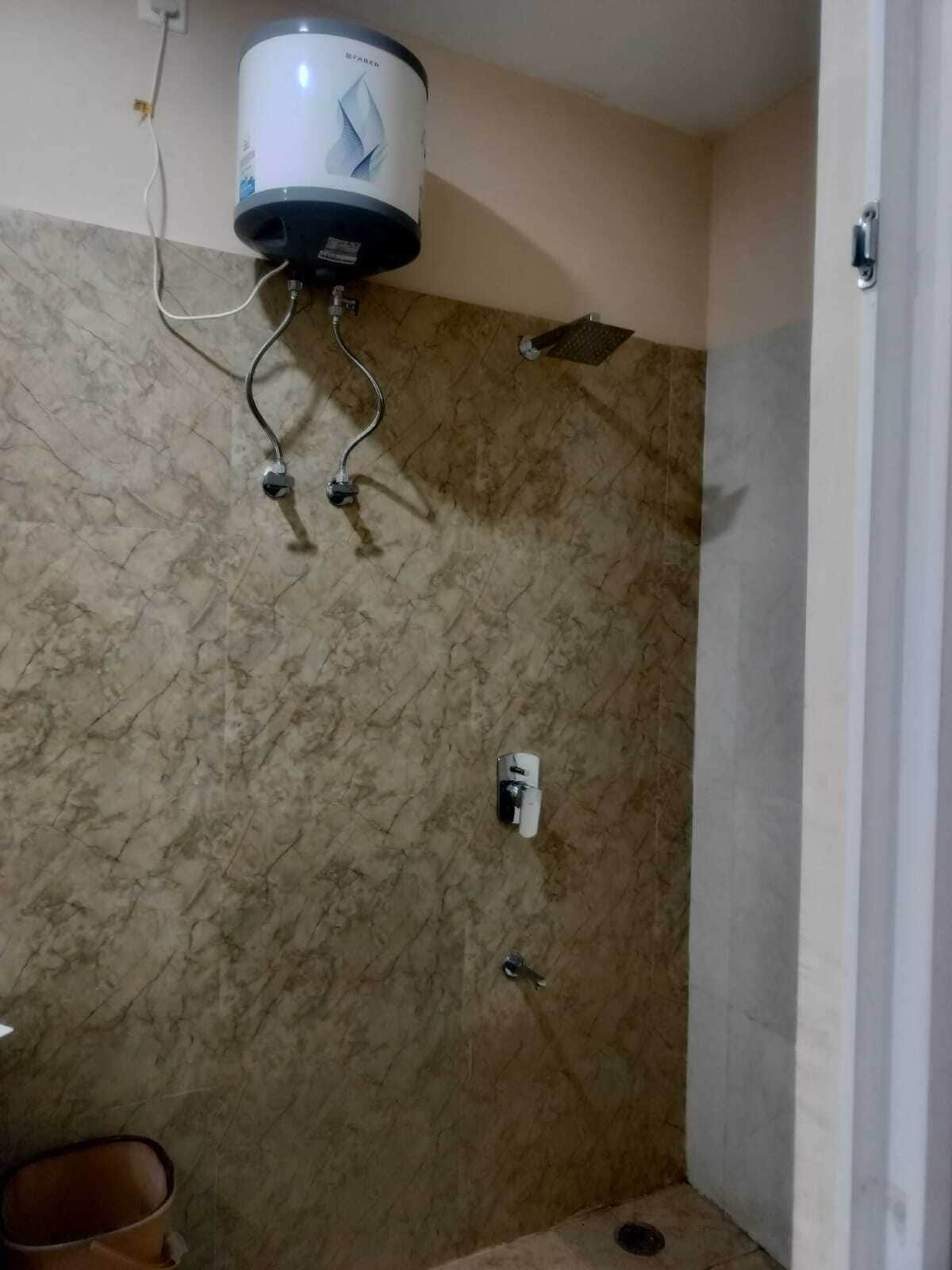 Deluxe Room | Bathroom