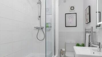 Shower, hair dryer, shampoo