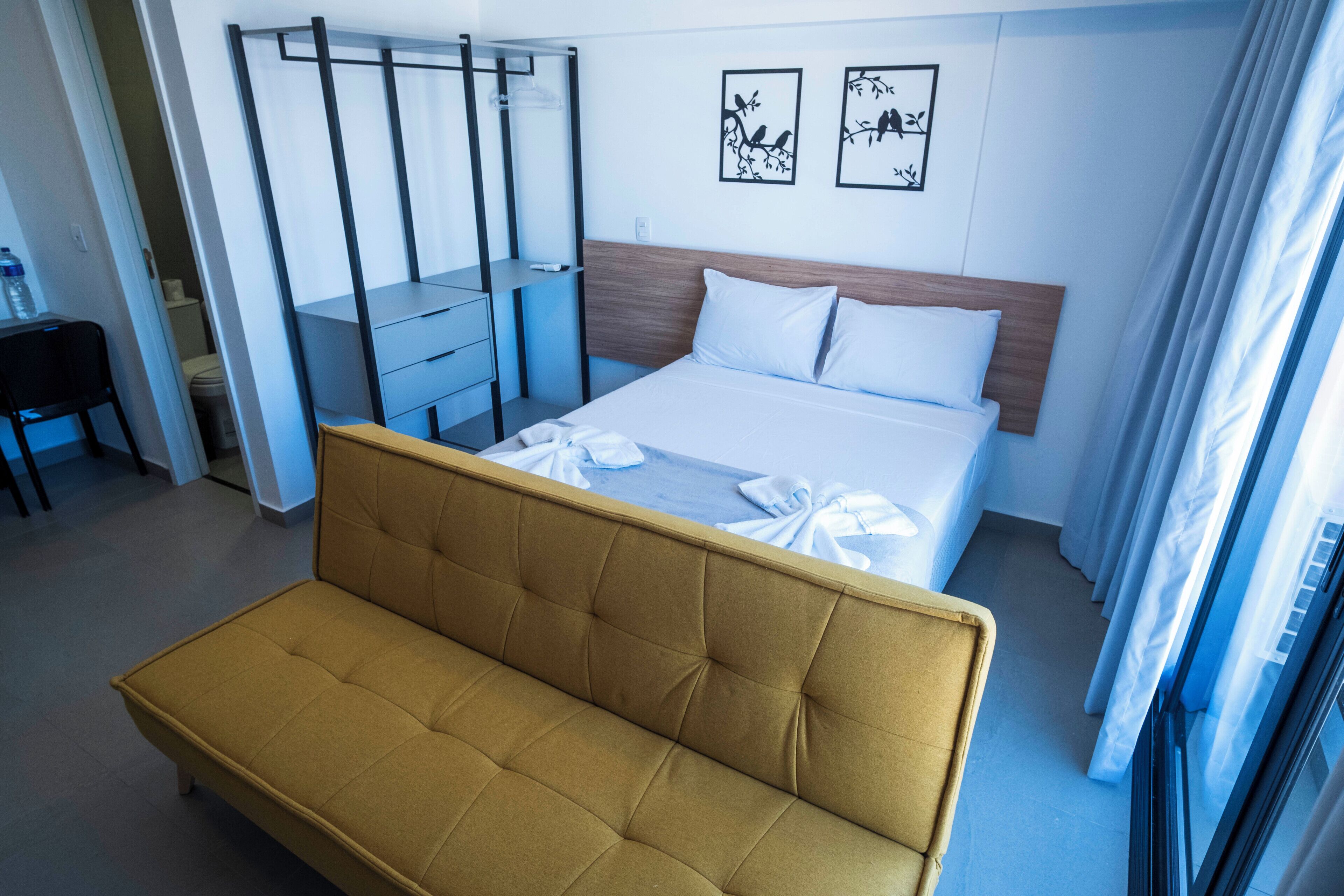 Classic Studio Suite, City View