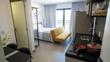 Classic Studio Suite, City View | Iron/ironing board (on request), WiFi (free)