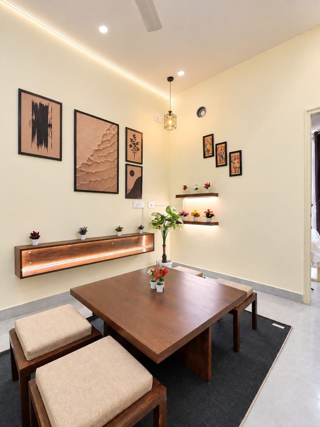 Deluxe Apartment, Balcony, City View | Living area