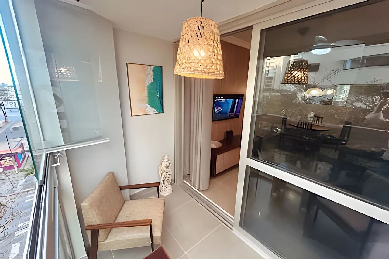 Deluxe Apartment, Balcony, Beach View | Living area