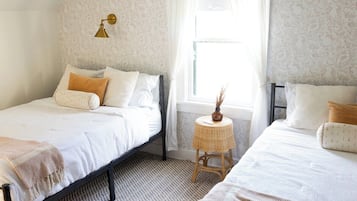 Internet, bed sheets