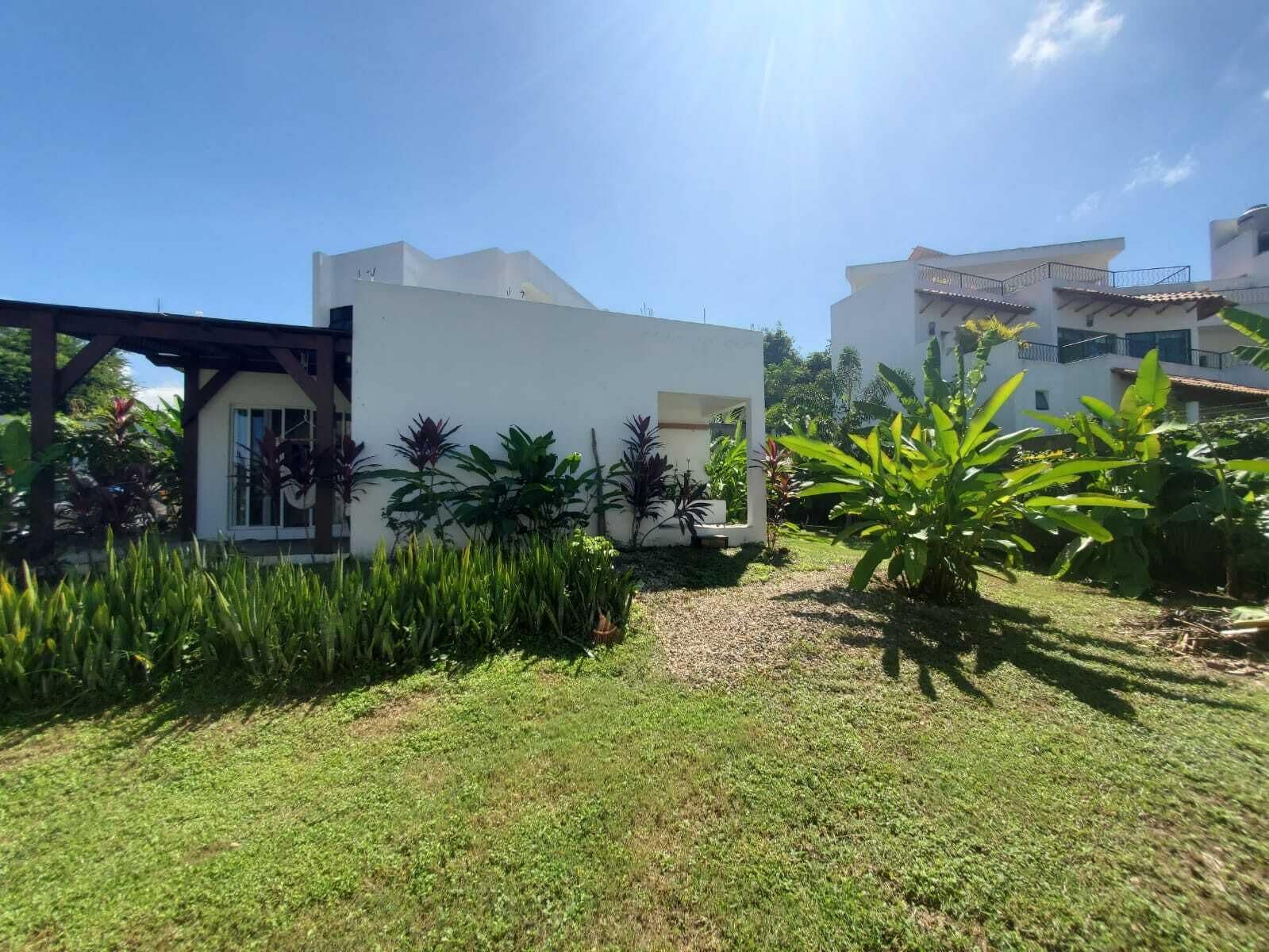 Comfort Room, Patio, Garden View | Property grounds