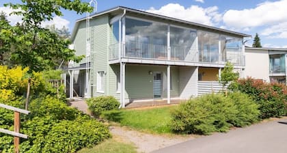 Casa Painter - 4BR terraced house with sauna near airport