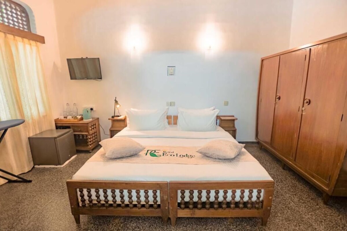 Deluxe Double Room, Patio, Garden View | Free WiFi