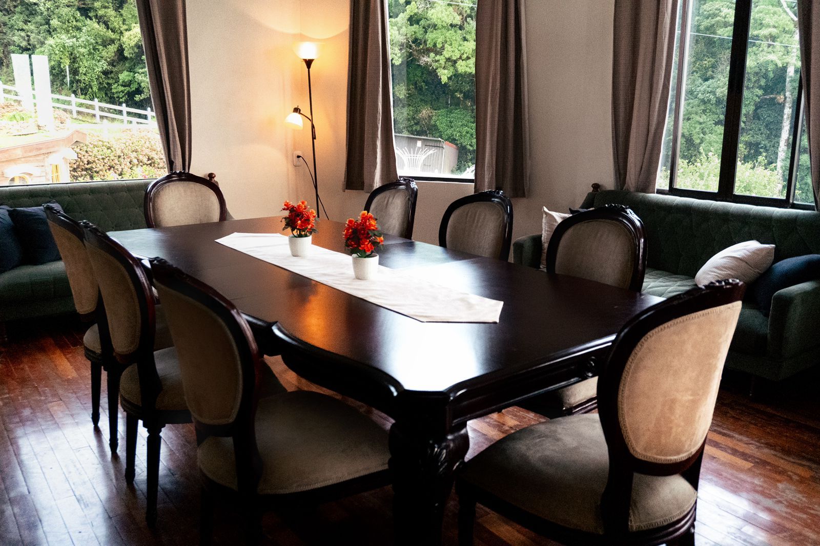 Habitación junior, vista a la montaña | Restaurantes