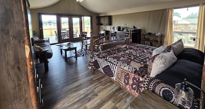 Wildebeest Luxury Tent # 4