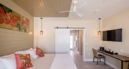 Brix Suite at The Barn | Boutique Hotel