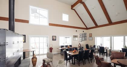 Barrel Suite at The Barn | Boutique Hotel