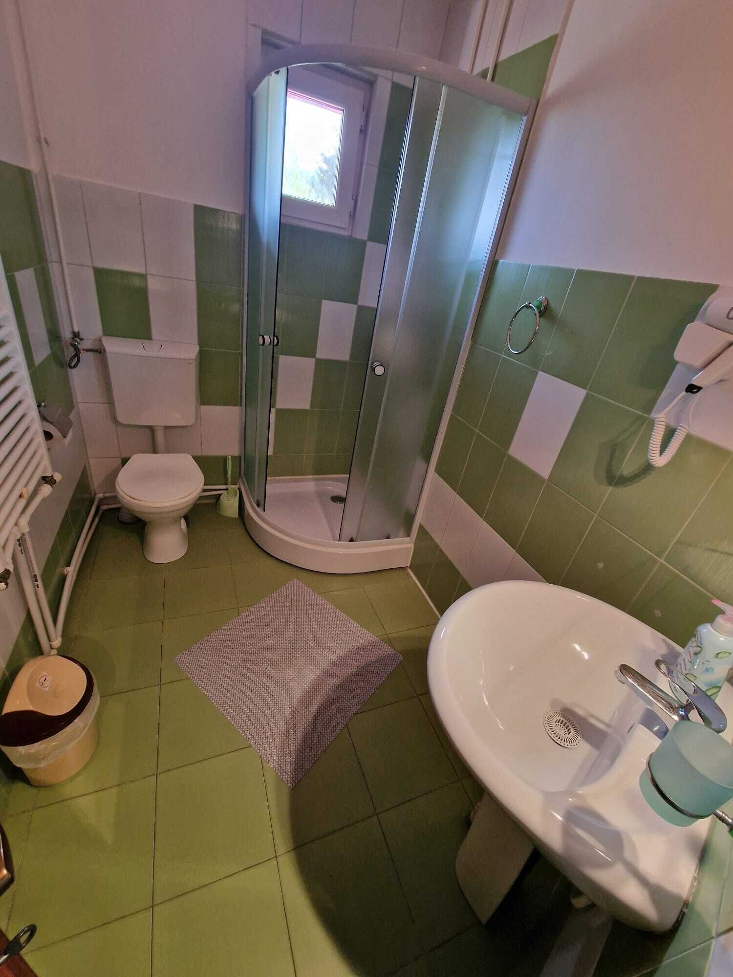 Standard Double Room, Mountain View | Bathroom