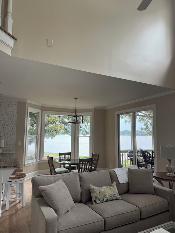 Charming Lake Oconee Cottage- 3 Bedroom Retreat In Reynolds - Lake Oconee, GA