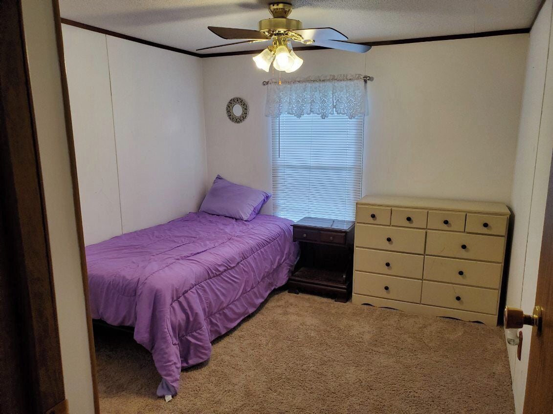 3 habitaciones, tabla de planchar con plancha y wifi gratis 