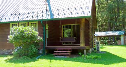 4-bedroom Cabin- 25 Minutes from PSU