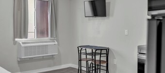 The Horizon Suite • Studio • DT Oshawa